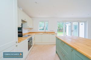 Kitchen- click for photo gallery